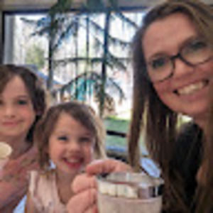 Meet your Posher, Ashley